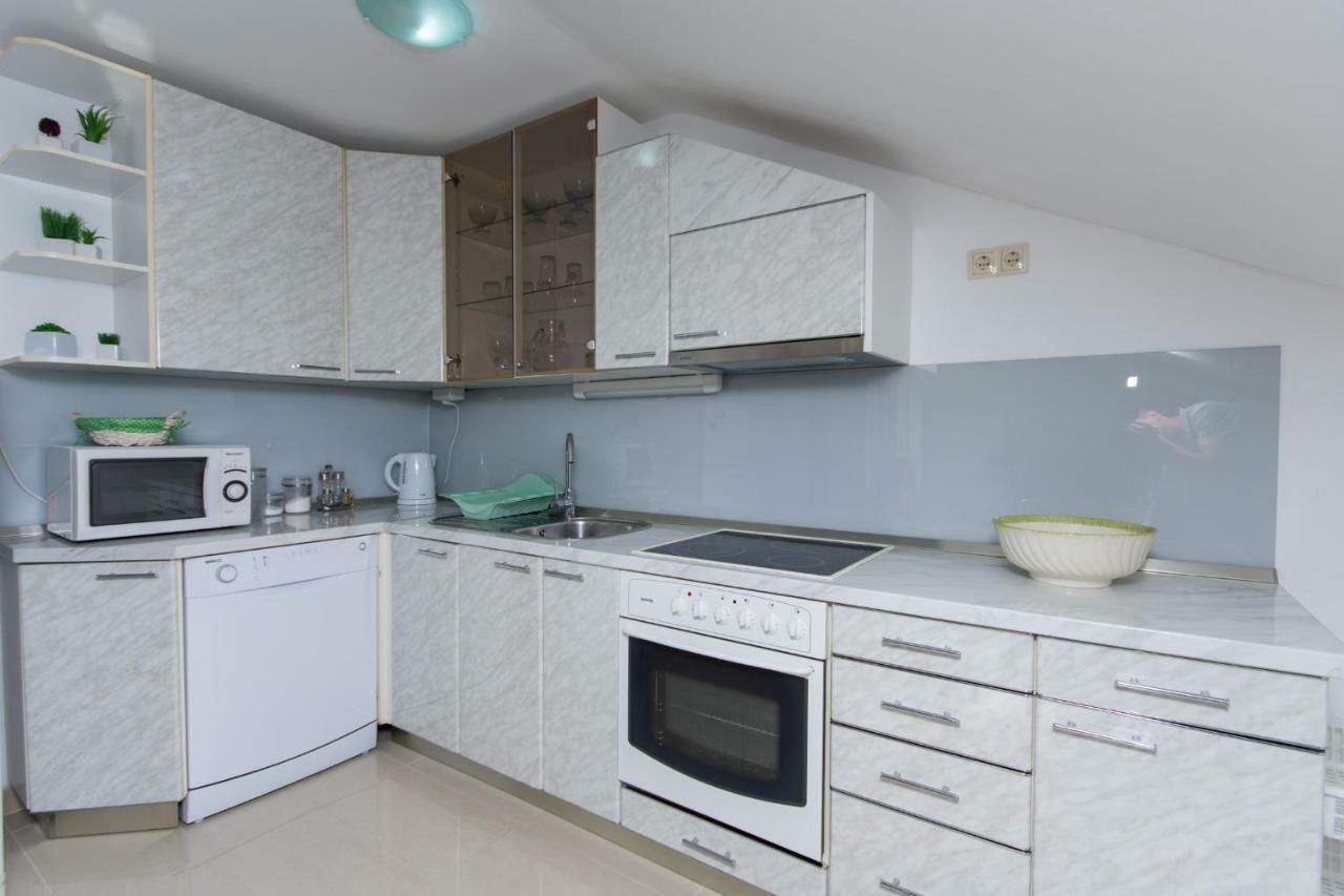 Apartmani Zana Okrug Gornji Exterior photo