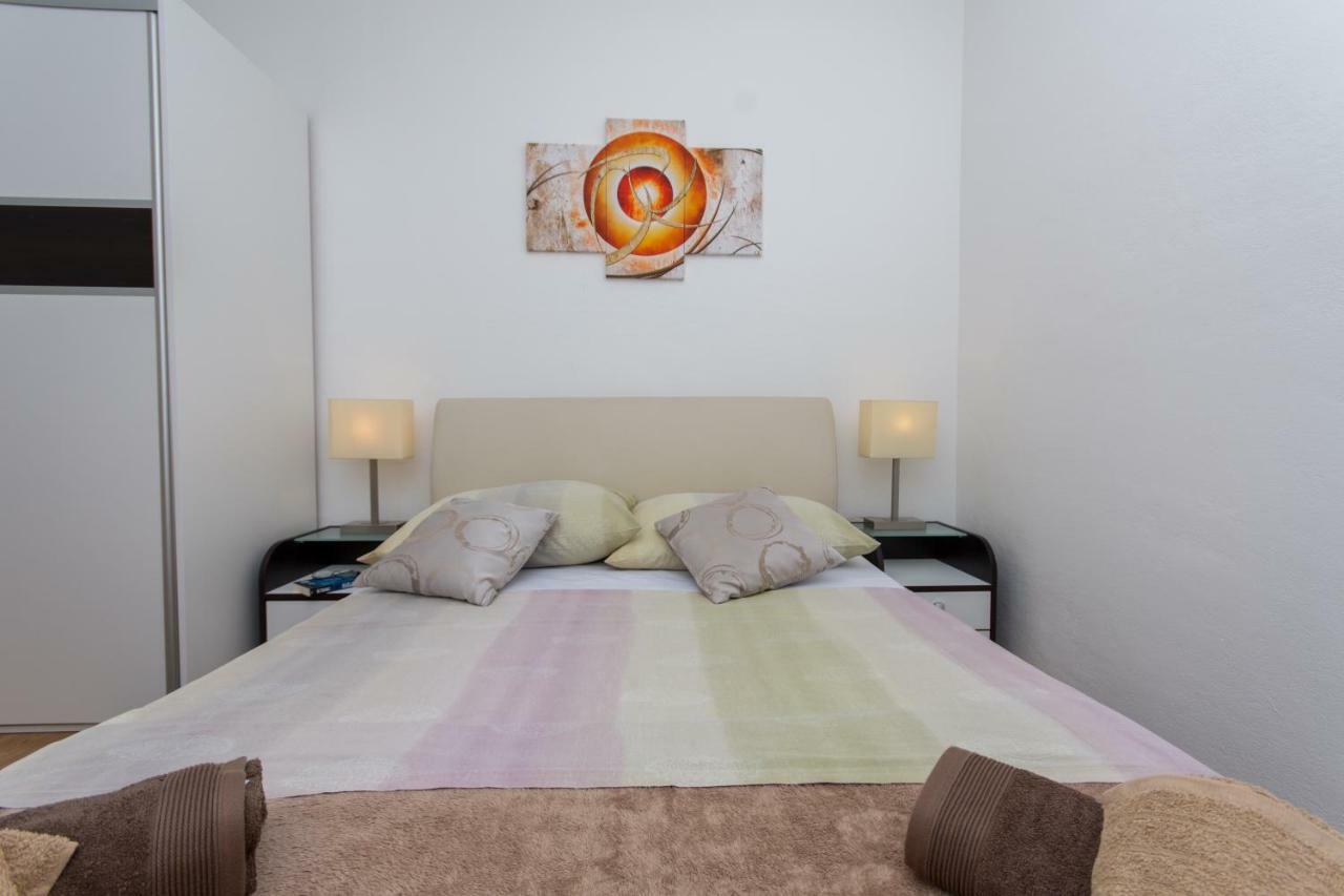 Apartmani Zana Okrug Gornji Exterior photo